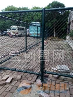 臺安縣球場圍網(wǎng)專業(yè)廠家 打造安全耐用的運(yùn)動場地設(shè)施