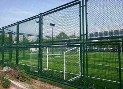 球場與兒童組合滑梯圍網(wǎng)定制指南 安全與功能的雙重考量